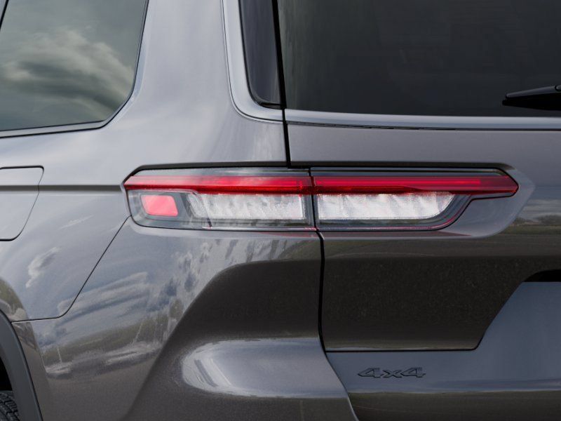 New 2026 Jeep Grand Cherokee L 4WD image 8