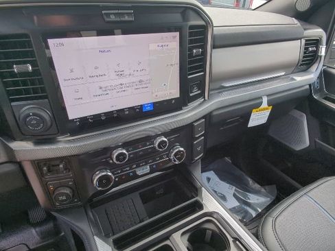 New 2026 Ford F350 Platinum image 29
