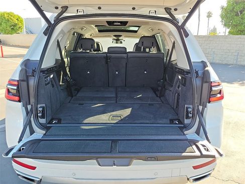 Used 2024 BMW X7 xDrive40i image 22