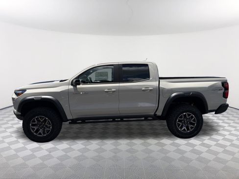 New 2026 Chevrolet Colorado ZR2 w/ Technology Package AWD/4WD image 8