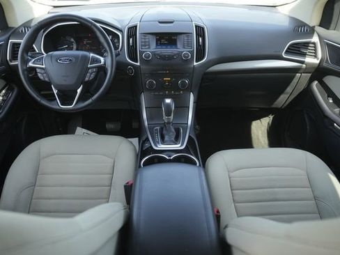Used 2015 Ford Edge SEL image 20