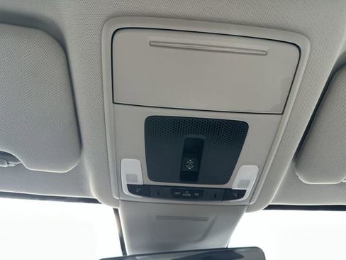 Used 2023 Honda CR-V EX-L image 16