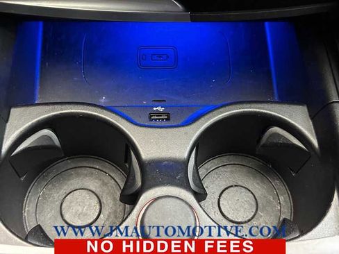 Used 2017 BMW 540i xDrive image 40