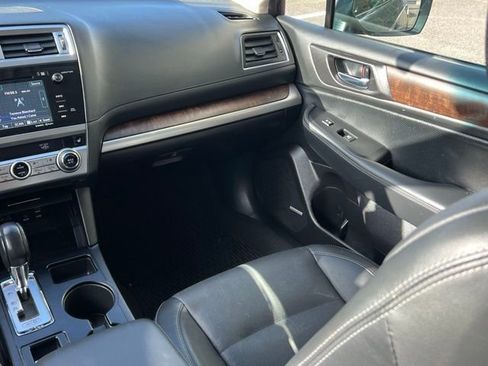 Used 2016 Subaru Outback 2.5i Limited image 15
