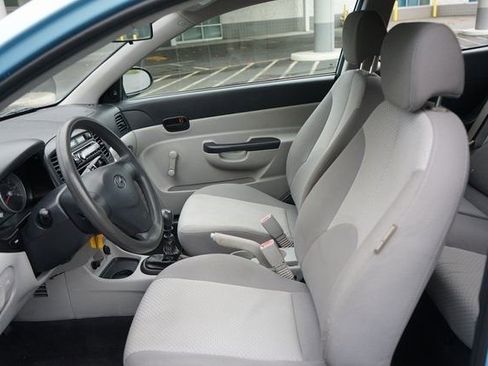 Used 2008 Hyundai Accent GS image 7