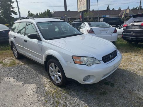 Used 2006 Subaru Outback 2.5i image 4