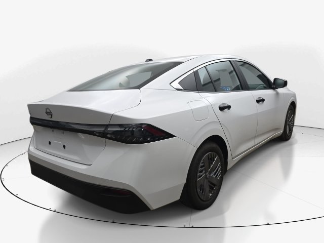 Used 2026 Nissan Sentra S w/ Floor Mat Package FWD image 6