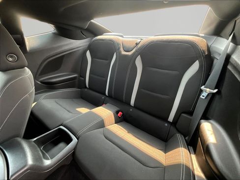 Used 2021 Chevrolet Camaro SS RWD image 18