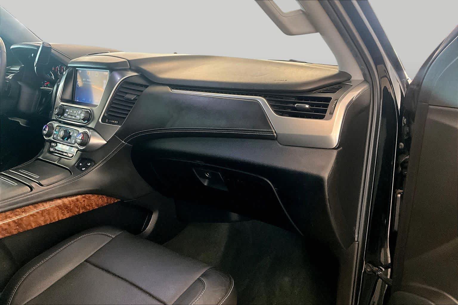 Used 2015 Chevrolet Tahoe LTZ RWD image 18