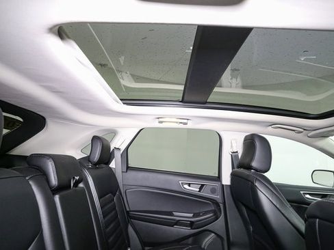 Used 2024 Ford Edge SEL w/ Convenience Package image 21