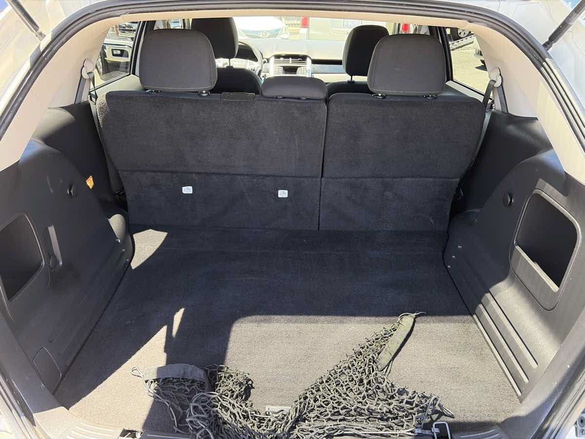 Used 2013 Ford Edge SE FWD image 17