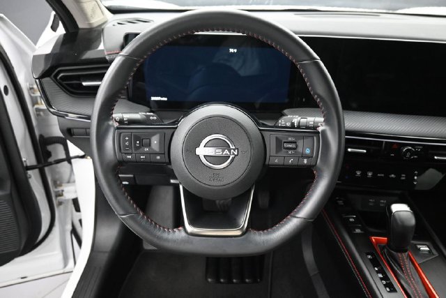 Certified 2025 Nissan Kicks SR AWD/4WD image 21
