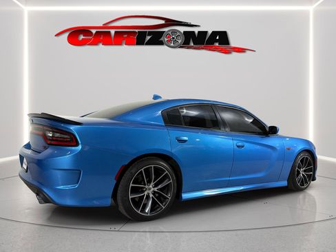Used 2018 Dodge Charger R/T Scat Pack RWD image 11