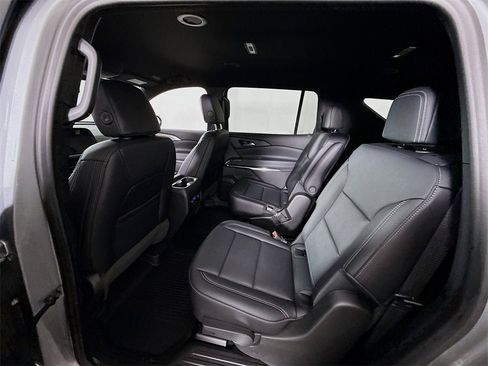 New 2026 Chevrolet Traverse LT w/ LPO, Floor Liner Package image 18