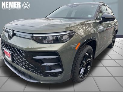 New 2025 Volkswagen Tiguan SE R-Line