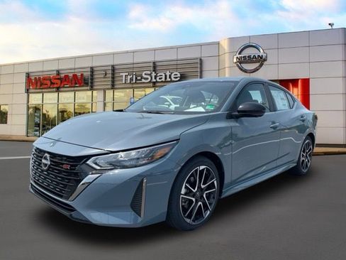 New 2025 Nissan Sentra SR w/ SR Premium Package image 2