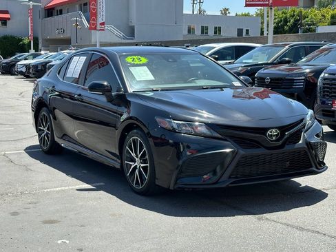 Used 2023 Toyota Camry SE FWD image 10