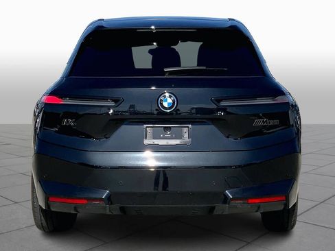 Used 2025 BMW iX M60 image 5