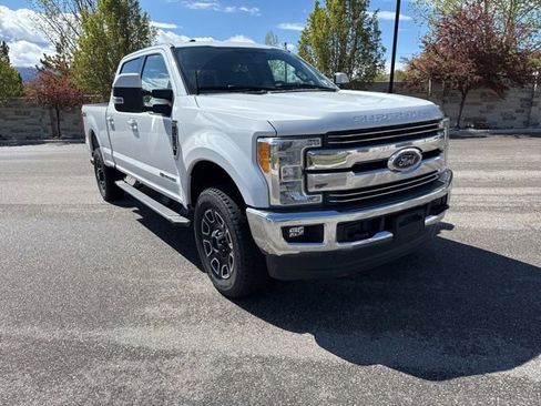 Used 2017 Ford F350 Lariat AWD/4WD image 32