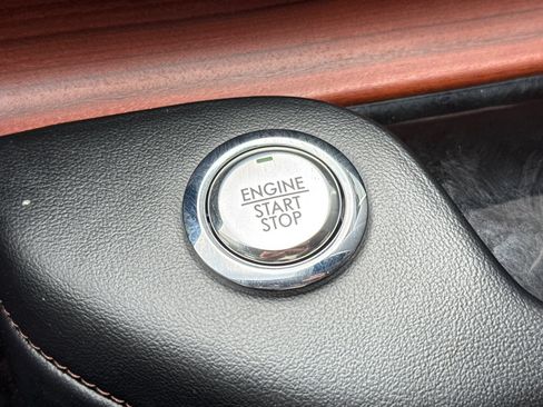 Certified 2023 Lincoln Aviator Reserve AWD/4WD image 24