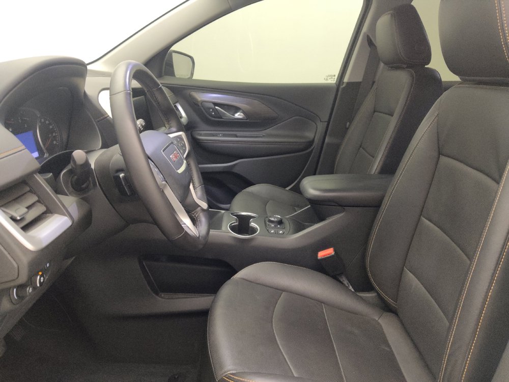Used 2020 GMC Terrain SLT w/ Preferred Package FWD image 17
