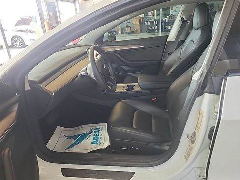Used 2023 Tesla Model 3 Standard Range image 8