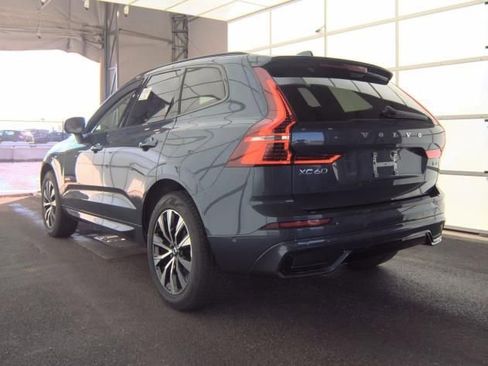Used 2025 Volvo XC60 B5 Plus AWD/4WD image 3