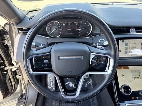 Used 2022 Land Rover Range Rover Evoque R-Dynamic S AWD/4WD image 11