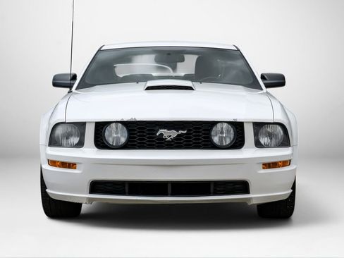 Used 2007 Ford Mustang GT Premium RWD image 3
