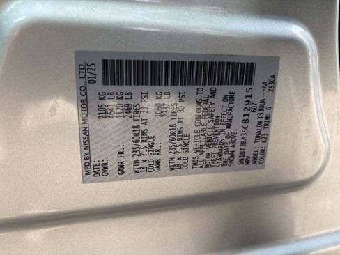 Used 2025 Nissan Rogue SV FWD image 30