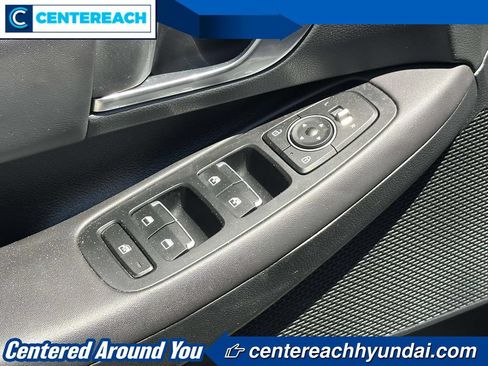 Used 2023 Hyundai Sonata SEL FWD image 16