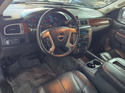 Used 2012 GMC Yukon SLT w/ SLT-2 Equipment Package image 31