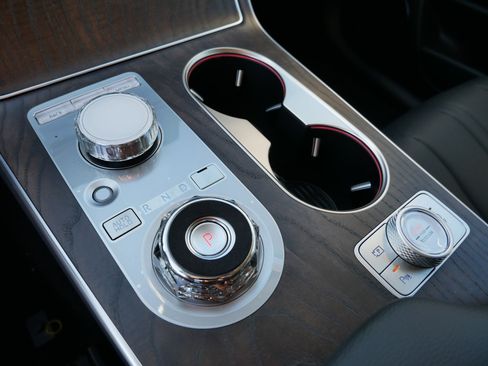 New 2026 Genesis GV80 2.5T Select image 9