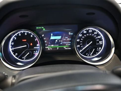 Used 2018 Toyota Camry XLE w/ Driver Assist Package FWD image 27