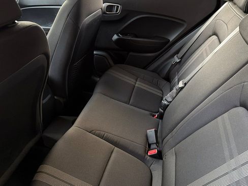 Certified 2023 Hyundai Venue SEL image 16