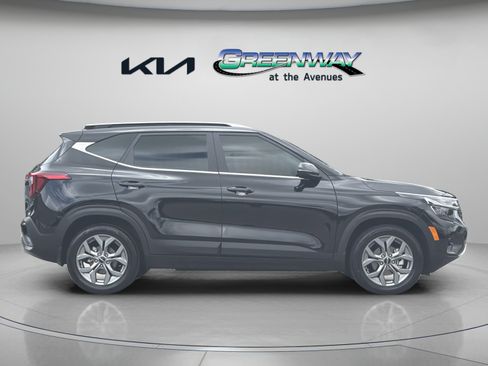 Certified 2024 Kia Seltos S FWD image 7