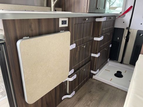 Used 2018 RAM ProMaster 1500 w/ Premium Appearance Group image 16