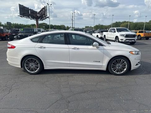 Used 2013 Ford Fusion SE FWD image 14