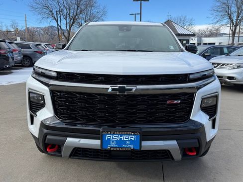 Used 2024 Chevrolet Traverse Z71 image 9