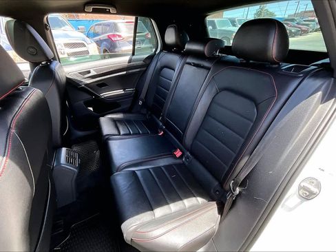 Used 2019 Volkswagen GTI SE FWD image 20