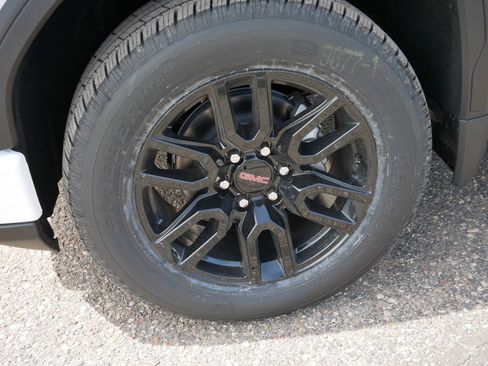 New 2026 GMC Sierra 1500 Elevation AWD/4WD image 9