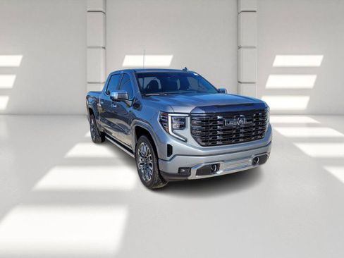 Used 2023 GMC Sierra 1500 Denali Ultimate image 3