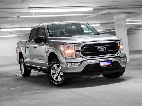 Used 2021 Ford F150 XLT w/ Equipment Group 301A Mid AWD/4WD image 4