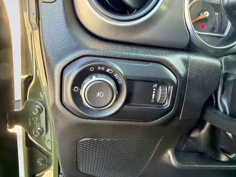 Used 2023 Jeep Wrangler Sport AWD/4WD image 25