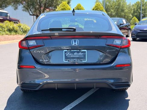 Used 2025 Honda Civic Sport image 13