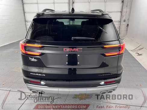 Used 2025 GMC Acadia Elevation FWD image 5