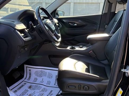 Used 2020 GMC Terrain SLT w/ Preferred Package AWD/4WD image 9