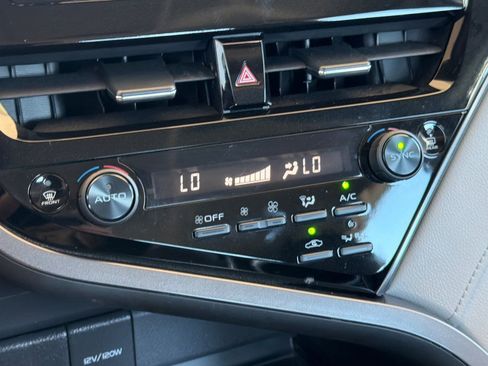 Certified 2021 Toyota Camry LE FWD image 24