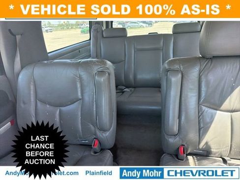 Used 2003 Chevrolet Suburban LT w/ LT Preferred Equipment Group AWD/4WD image 24