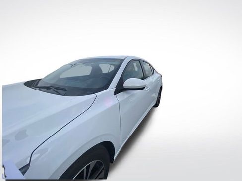 Used 2023 Nissan Sentra SV image 2